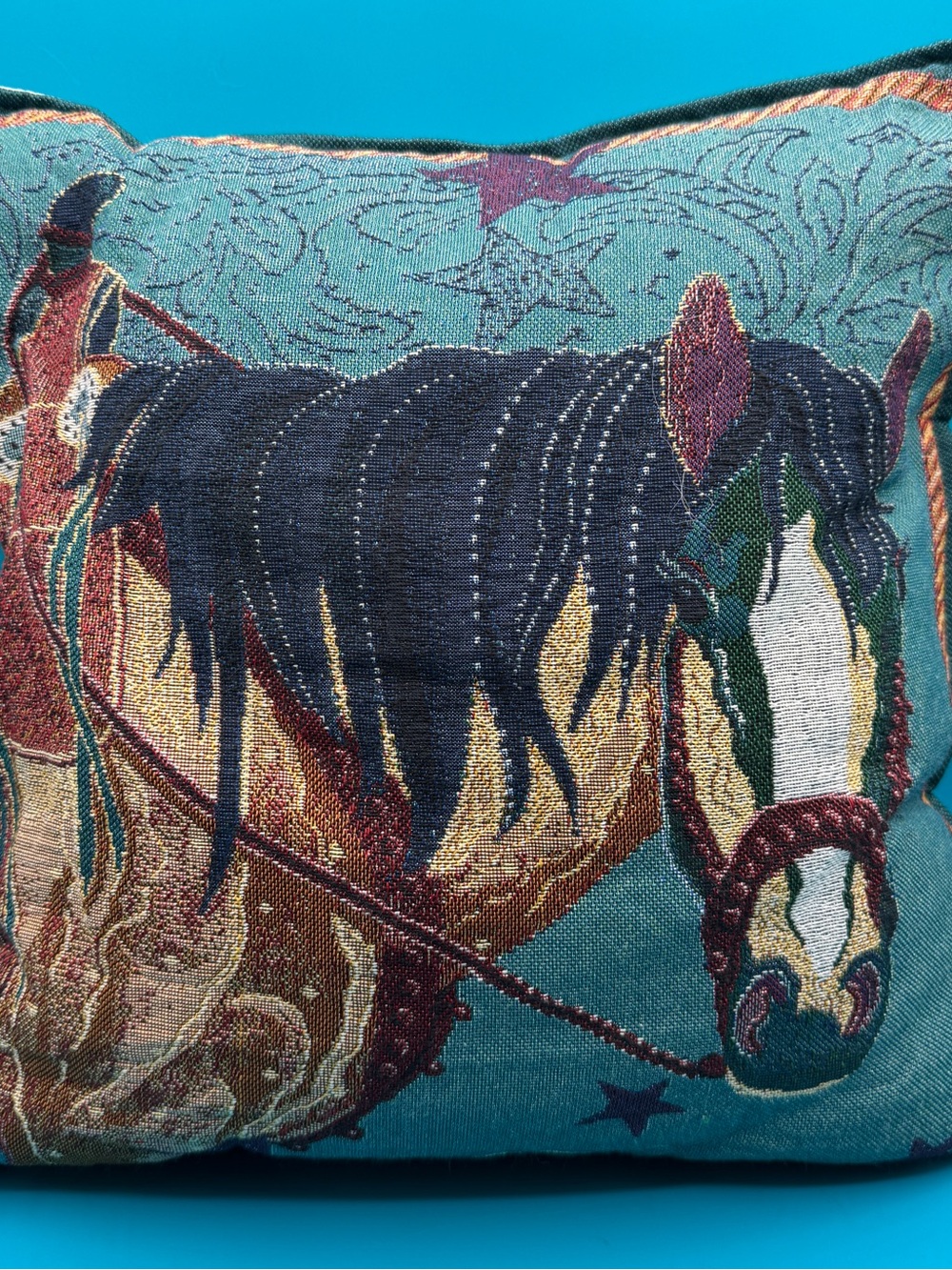 Vintage Ashford Court western horse tapestry throw pillow GUC cowboy equestrian
